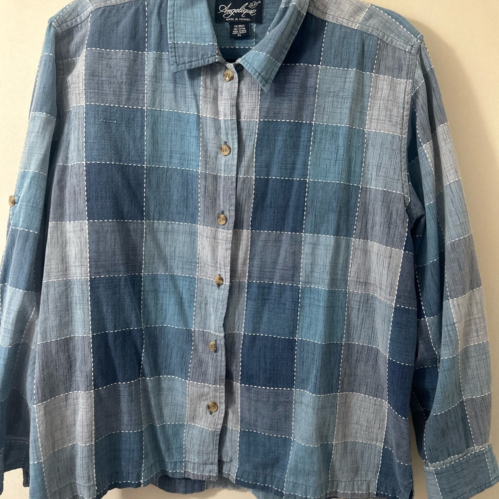 Angelique Blue Casual Button Down Shirt with Plaid Pattern XL